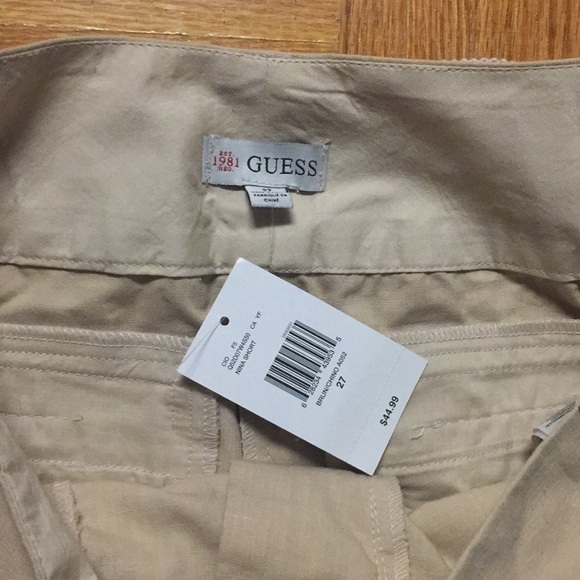 Guess Kaki shorts with belt - Picture 3 of 3